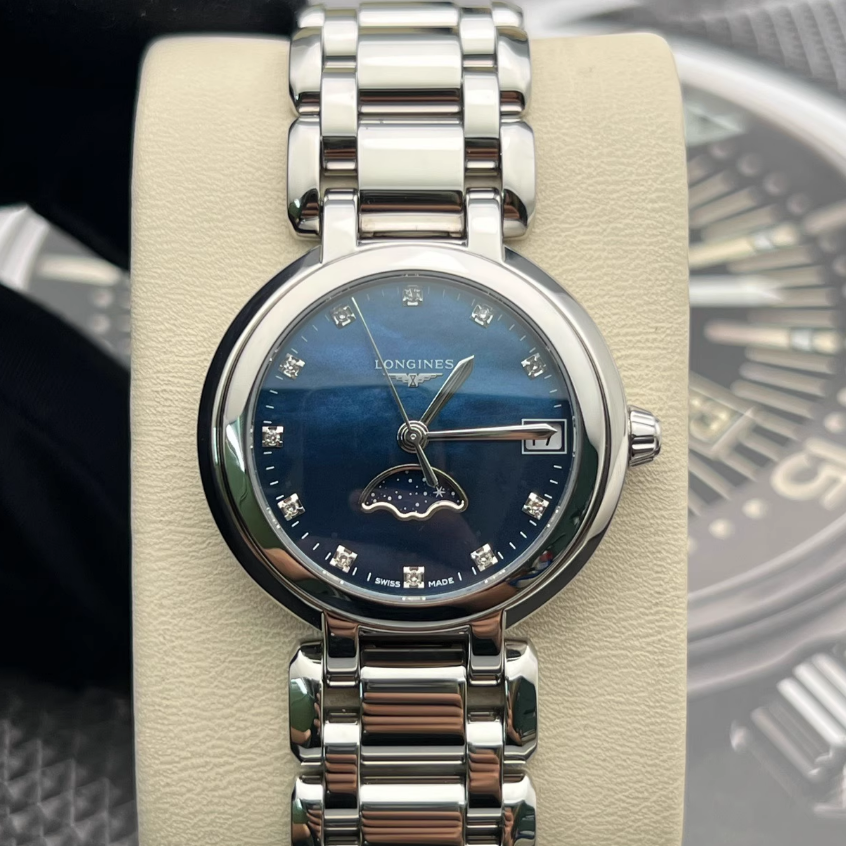 全套9.8新 浪琴心月系列钢石英手表蓝贝母钻石女表L8.115.4.98.6