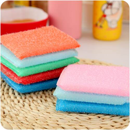 Yiwu small commodity kitchen cleaning supplies, including di
