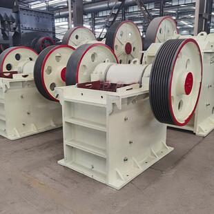 大小鄂型式 瓦混凝土块JOU颚粉碎机尾矿移动破碎设 破碎机水砖泥式