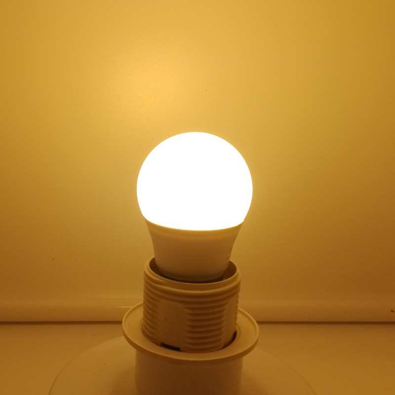 A18可调光LED灯泡5W调亮度无频闪护眼旋钮调光开关台灯节能LE