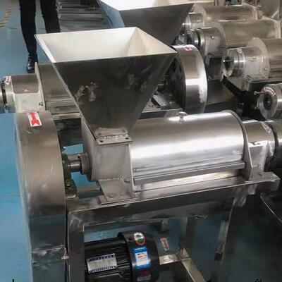 不锈钢螺旋榨汁机 裕邦大产能水果汁压榨机 桑葚刺梨草莓榨汁机