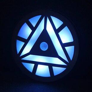 红外感应钢铁侠胸灯方舟核反应堆小夜灯led充电立体创意冰箱贴灯