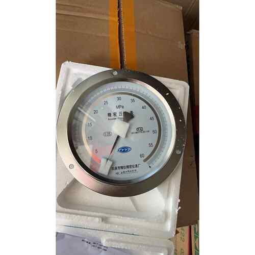 阳泉精仪YB150ZT轴向精密压力表0.25级