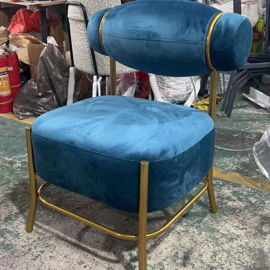 北欧沙发轻奢单人椅网红懒人沙发客厅卧室布艺金属休闲椅凳子