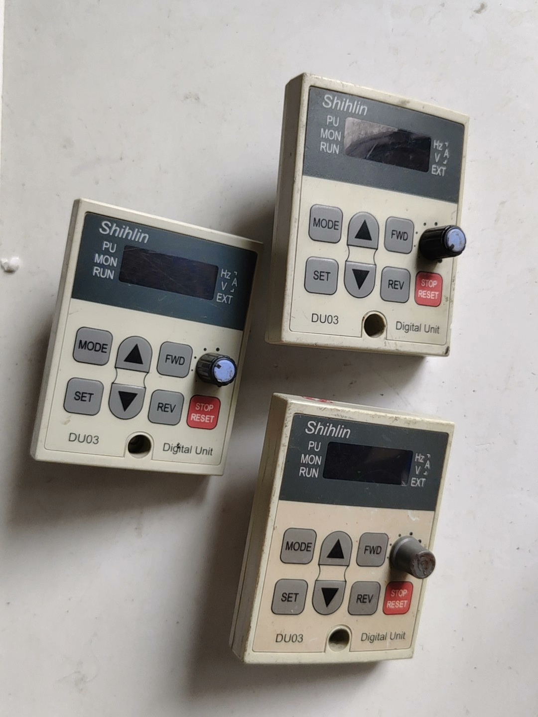 士林变频器面板。DU03。二手拆机功能包好成色如图。