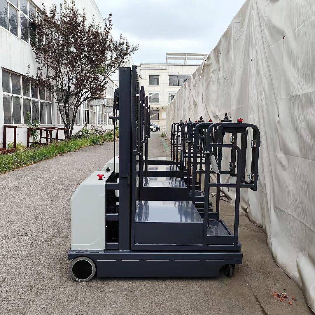 普尔夫全自动高空取料机电动拿货机平台移动升降机仓库登高梯厂家