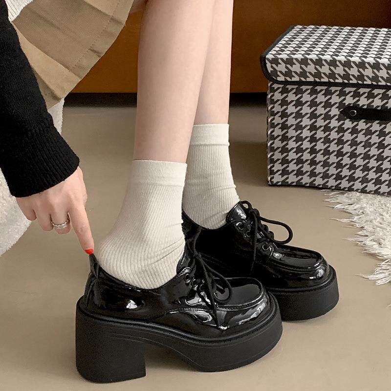 黑色厚底粗跟小皮鞋女2026新款秋冬增高百搭配裙子高跟玛丽珍单鞋