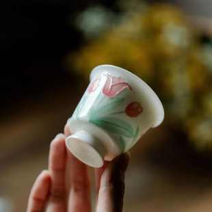 野有作白瓷手绘郁金香主人杯手工陶瓷高足茶杯喝茶品茗杯单个功夫