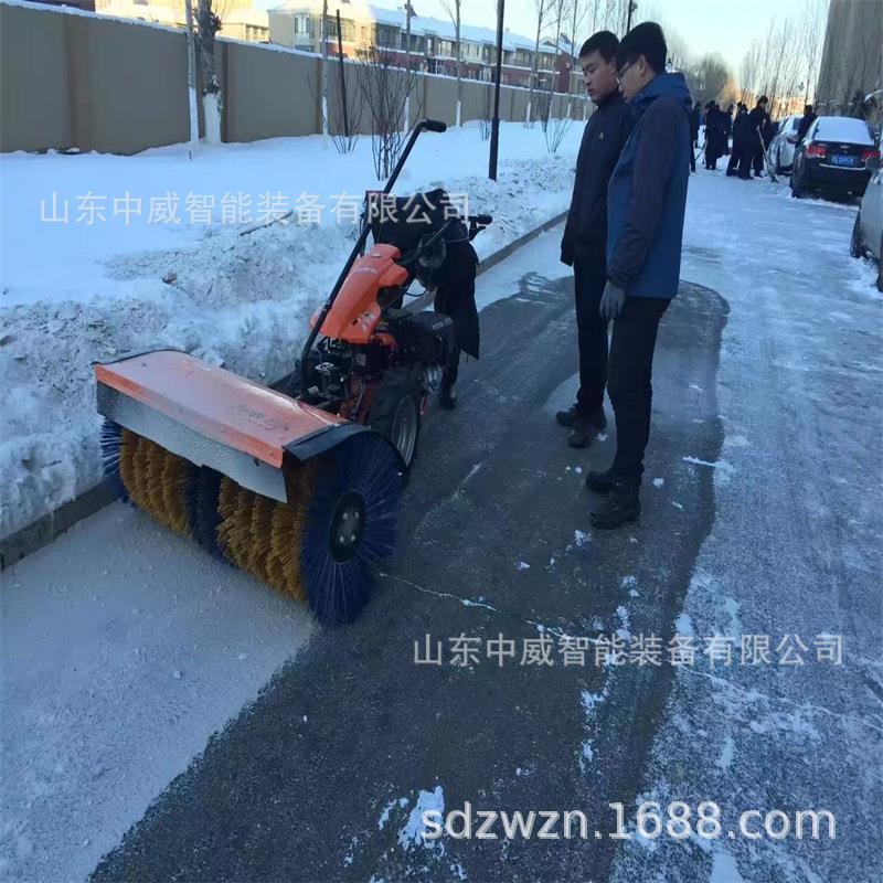 出售物业用手推式扫雪车 初雪效果好配雪铲 毛刷座驾式扫雪机