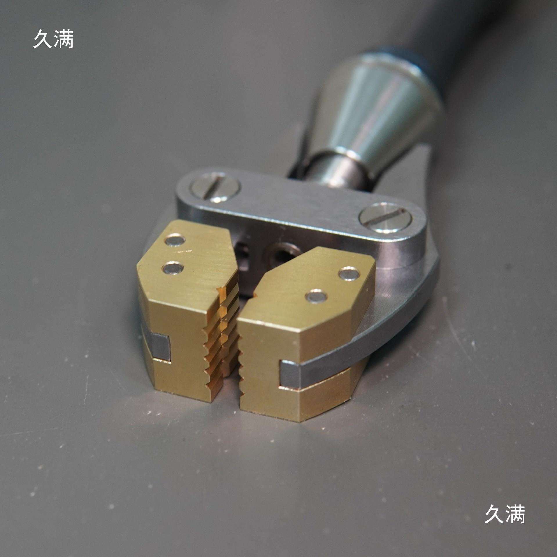珠宝虎钳813工夹持钟表钳蟹爪钳手子手工diy虎手钳