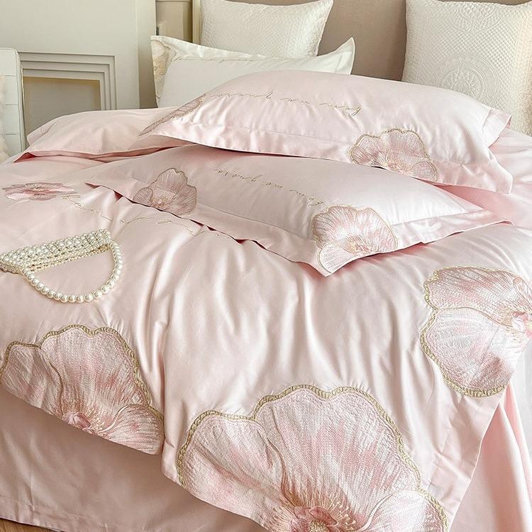 公摩后主四季款匹马棉棉全四件风花卉粉套色刺绣纯棉被套床单床上