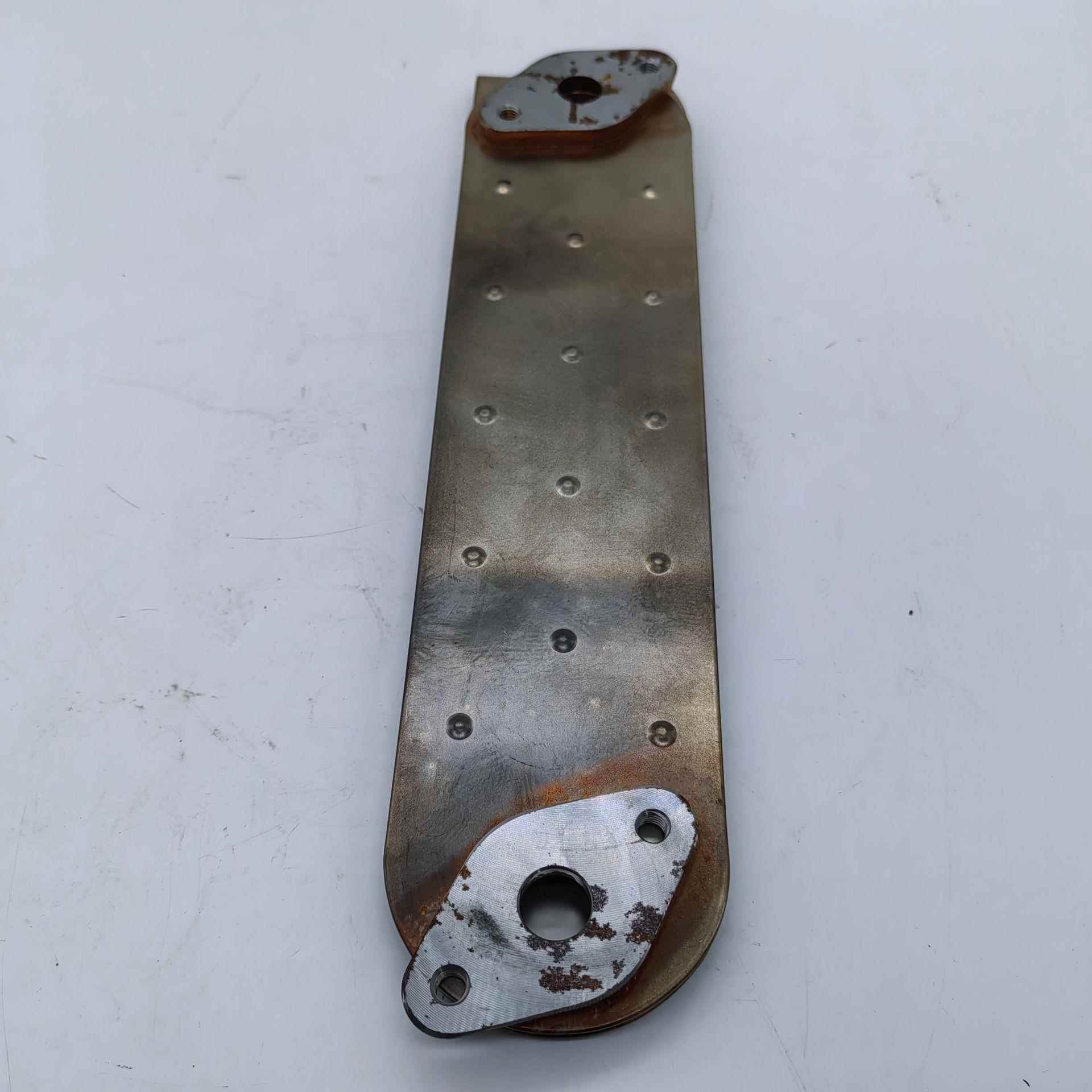 斗山叉2-3吨D2/0ULOS3/D25S3D车30S3/D油32S3发动机冷却器滤芯