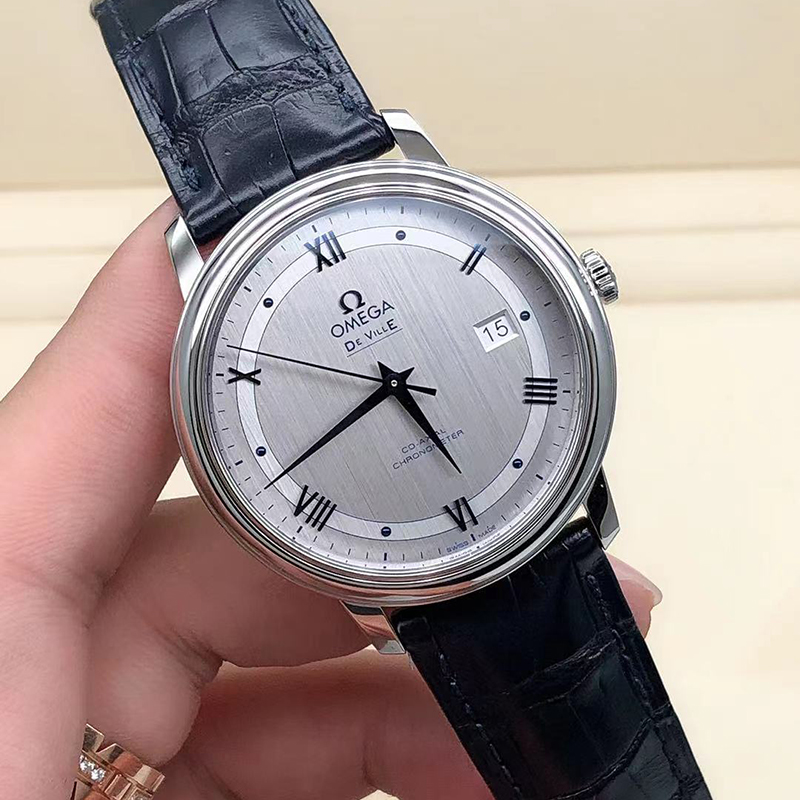 先鉴后发 98新39.5mm欧米茄碟飞精钢日历自动机械男腕表正品正装