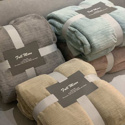 高档法兰绒毛毯冬季加厚办公室午睡盖毯双人宿舍学生床单保暖睡毯