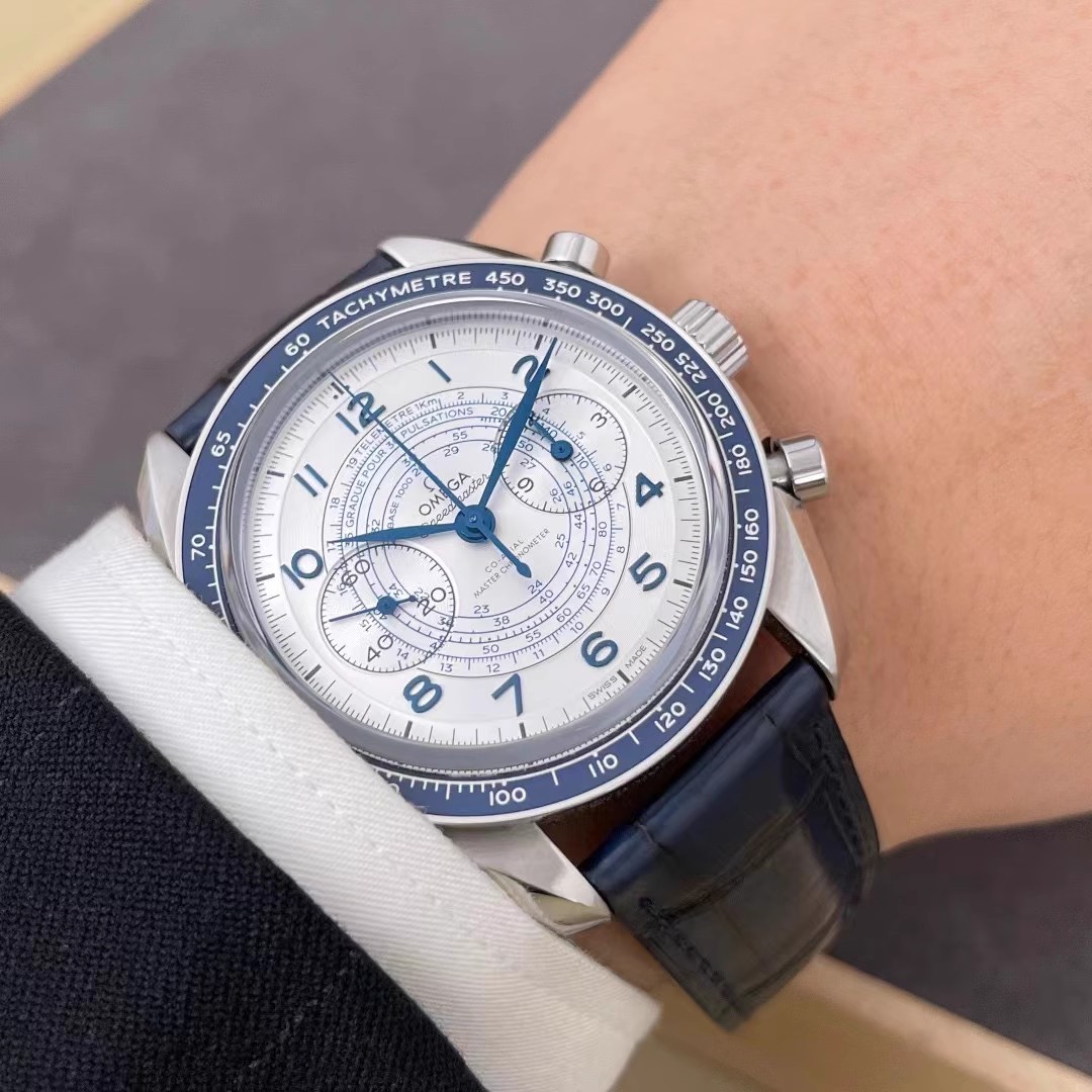 [9.8新]欧米茄超霸系列手表男手动机械男款表329.33.43.51.02.001