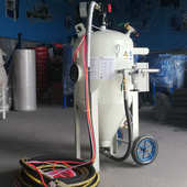 户外喷砂移动开放式 手动高压喷砂罐小型移动喷砂机 喷砂机