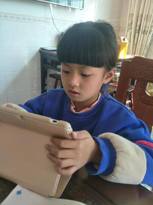 比较真相读书郎G32和C2x哪个好？功能配置区别有哪些呢？