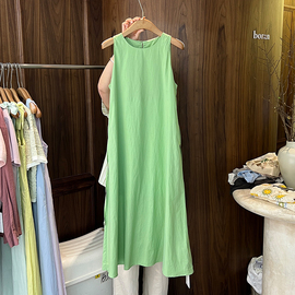 十三行女装2024夏款小众浅绿色，无袖背心裙，宽松垂感叠穿连衣裙女