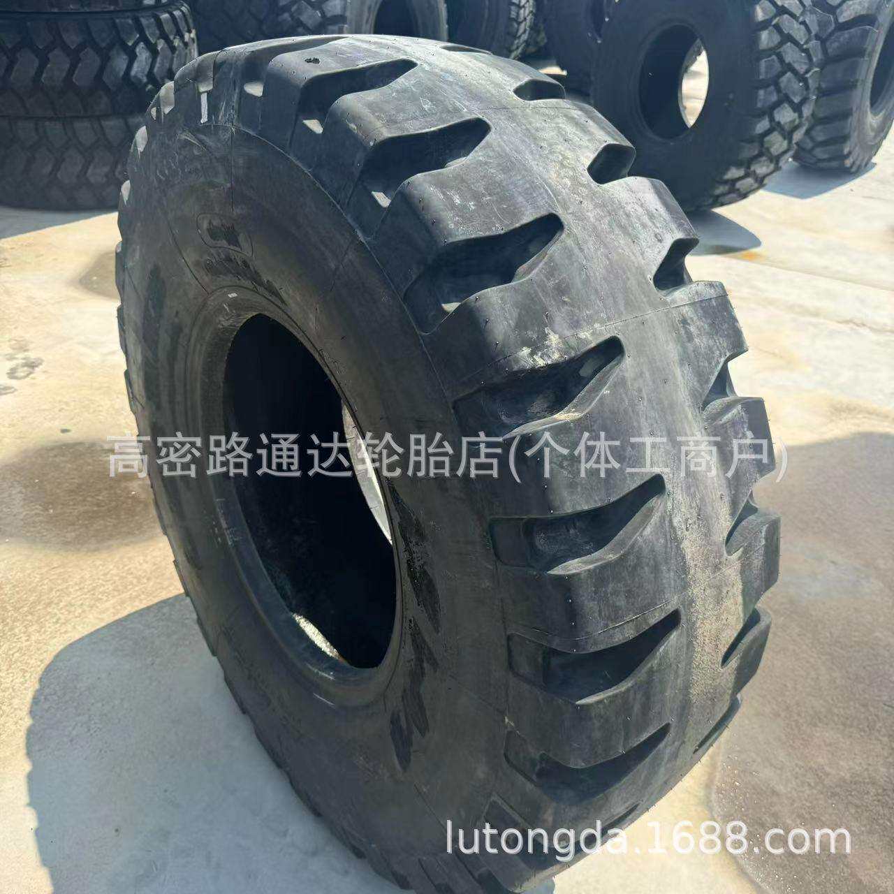 30装载机全钢真空工程轮胎17.5R25自卸车矿用轮胎