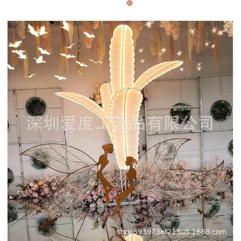 新款婚庆道具芭蕉叶路引铃兰花铃兰果吊灯婚礼舞台装饰空中吊顶