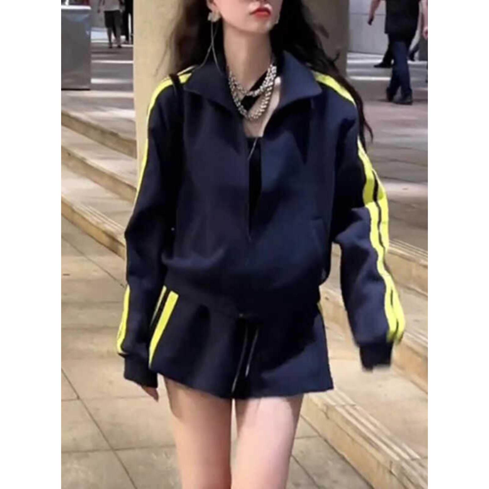 香港早秋穿搭一整套装撞色条纹翻领卫衣外套女休闲宽松短裤两件套