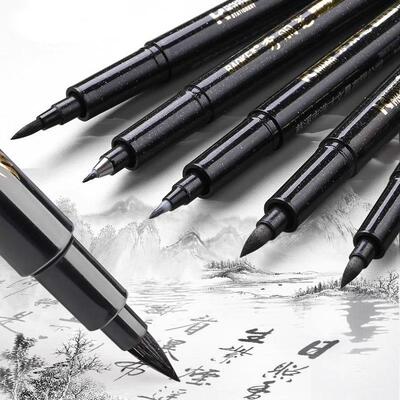 Calligraphy brushes, soft brushes that can be refilled with