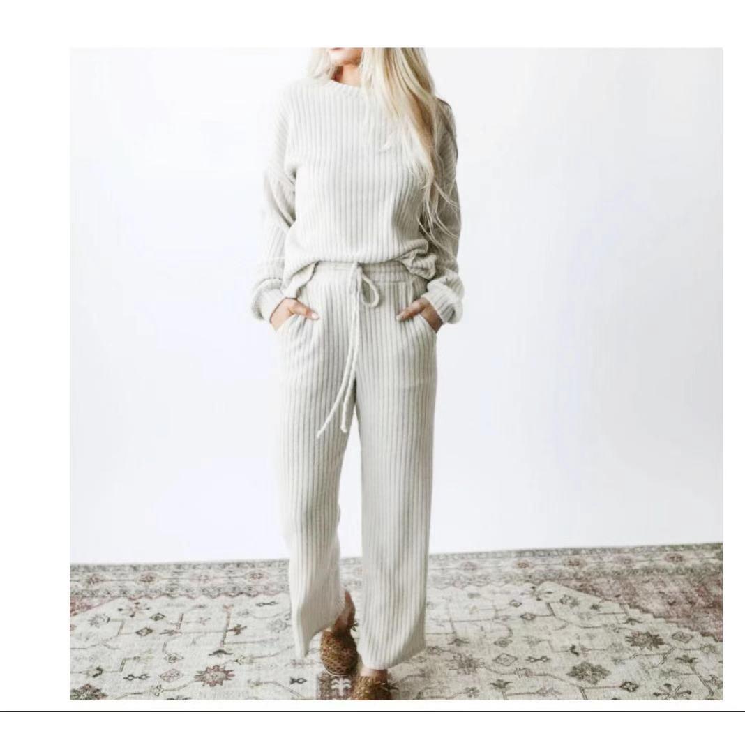 Fashionable women's suit two piece trouser suit