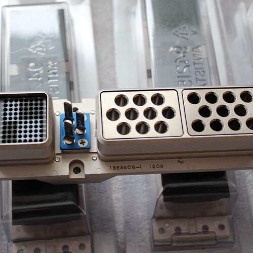 ARINC600板对版连接器1883406-1连接器11Q11/10T10/85RR