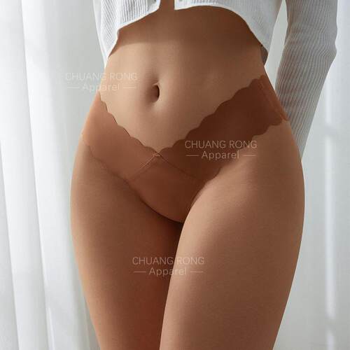 Women Seamless Thong Panties Scallop Trim Breathable Stretch