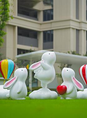 户外玻璃钢卡通兔子雕塑幼儿园林景观小品动物摆件草坪美陈装饰品