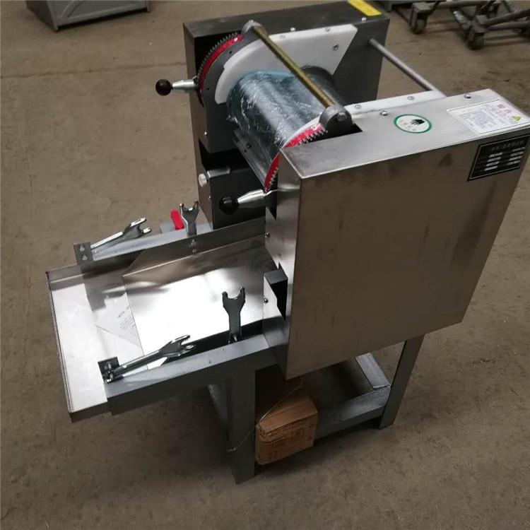 鲜面压条机 不锈钢483油小型面条机 一机多用泼牛肉面面挂面机图片