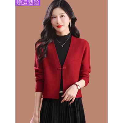 采购产品开襟羊毛衫，小针织开襟羊毛衫，妇女的秋季短款式与裙子