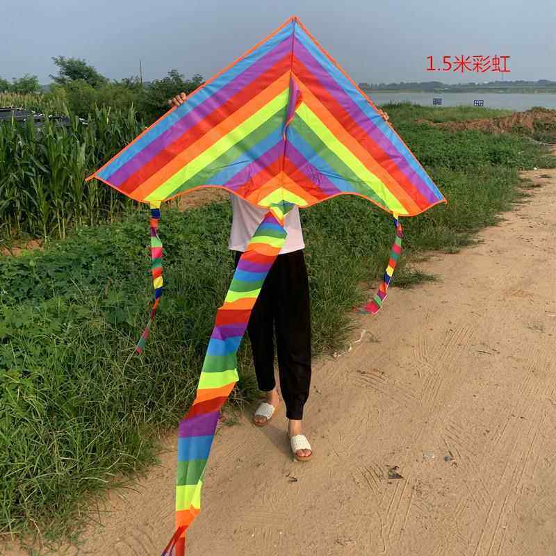新款彩条风筝 成人儿童地摊广场 微风易飞彩虹三角 潍坊厂家