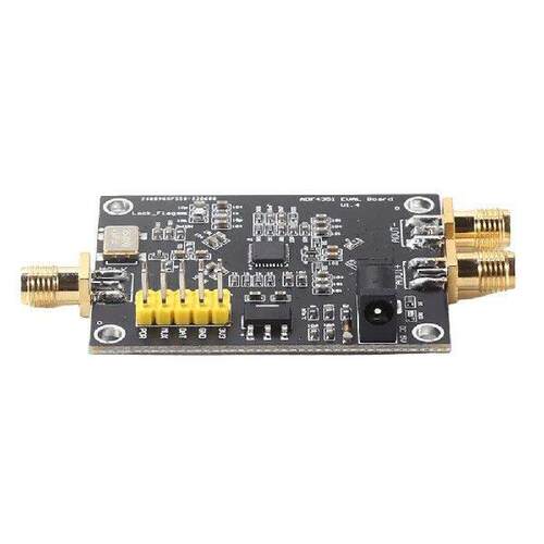 35M-4.4GHz Phase Locked Loop Frequency Synthesizer SMA