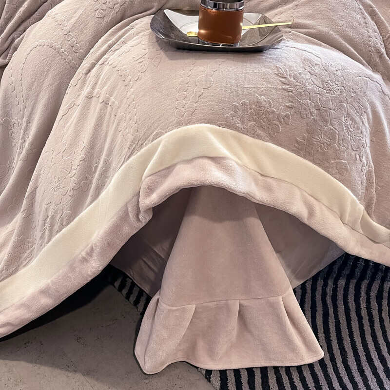 a类秋冬牛奶绒四件套7D雕花绒保暖被套罩冬季加厚双面绒床上用品