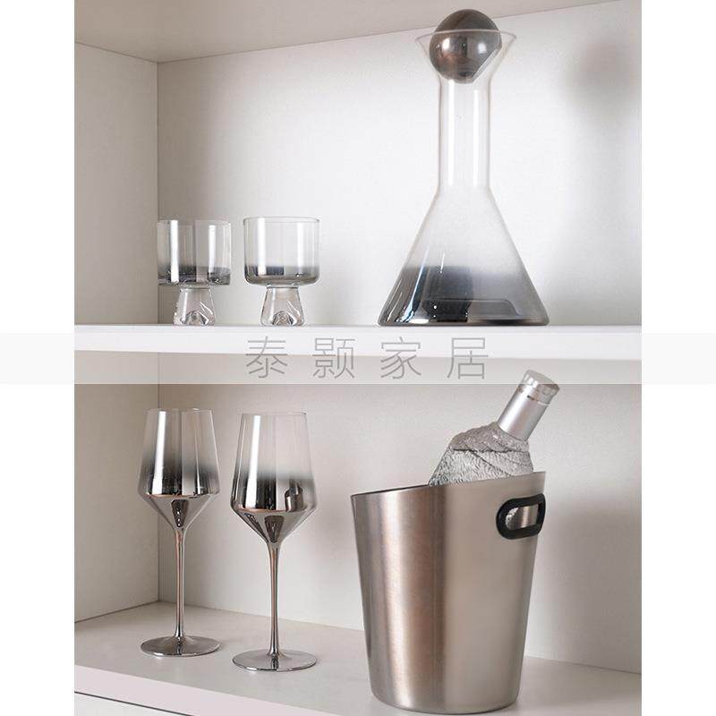 现代简约酒柜装饰摆件极简级水吧样板间酒吧酒具酒杯装饰品
