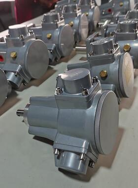 活塞式气动马达M4-F-L-IEC扭矩3.5NM功率1/3HP工业级防爆配减速机