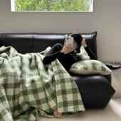 格纹羊英卷妮毛双面球球盖毯乐乐伦复古午毯毯子柔软加厚沙发毯睡