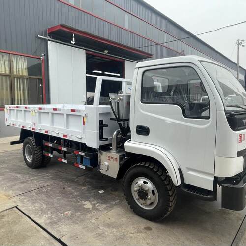 WC3J矿用防爆无轨胶轮车 操作简单性能稳矿用防爆无轨胶轮车