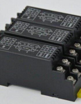PH2086X电流电压变送器，辅助电源DC24V输入0-150V，输出4-20MA,