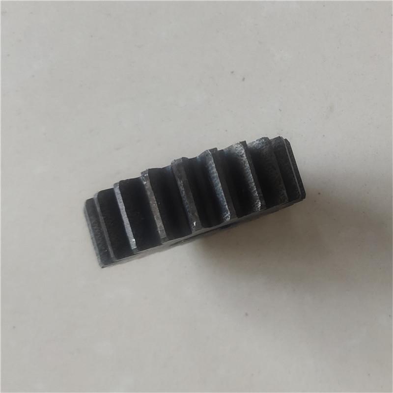 304不锈钢链轮 单排双排4分5分6分齿轮 非标定 制双节距输送链轮图片