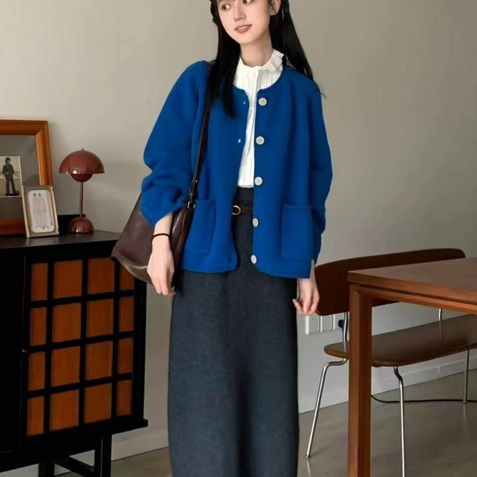 秋冬高级感克莱因蓝色毛衣外套女韩系软糯慵懒针织开衫上衣