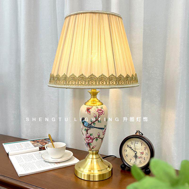 美式陶瓷台灯卧室床头灯创意家用温馨客厅欧式床头柜婚房房间装饰