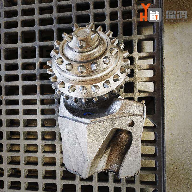 旋挖非开挖桩基水井311型637镶齿三牙轮掌片单片穿越型钻头