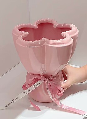 【新家的100个快递】创意陶瓷花瓶摆件客厅玄关插花瓶捧花束礼物