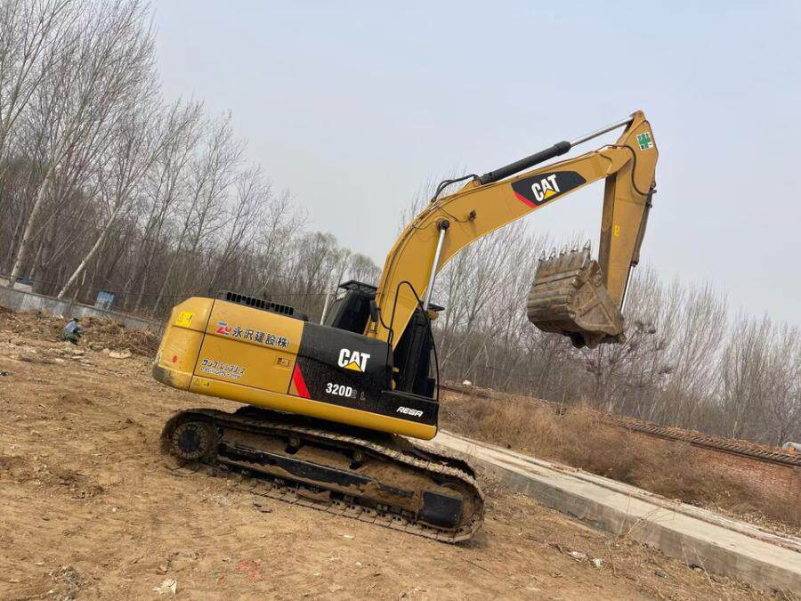 4月2日北京卡特320挖掘机网络拍卖公告