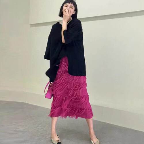 Tassel skirt with elastic waist and pleated skirt for women