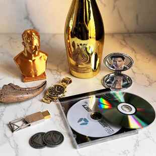 三角洲行动香槟金条半身像大红色模型周边物资量子储存实验数据怀