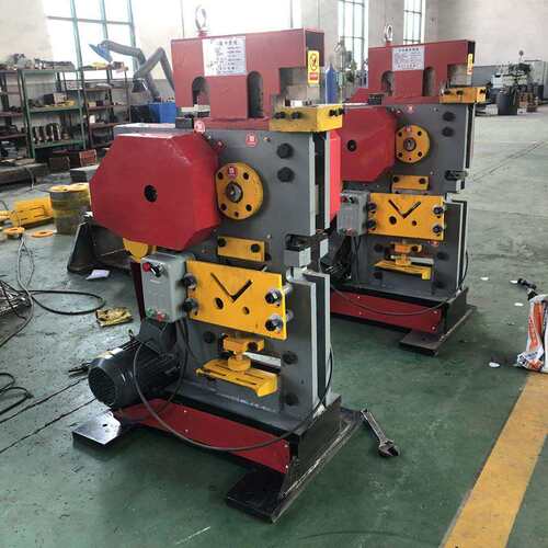 多功能联合冲剪机角钢剪切机槽钢切断机圆钢扁钢冲孔机切割机