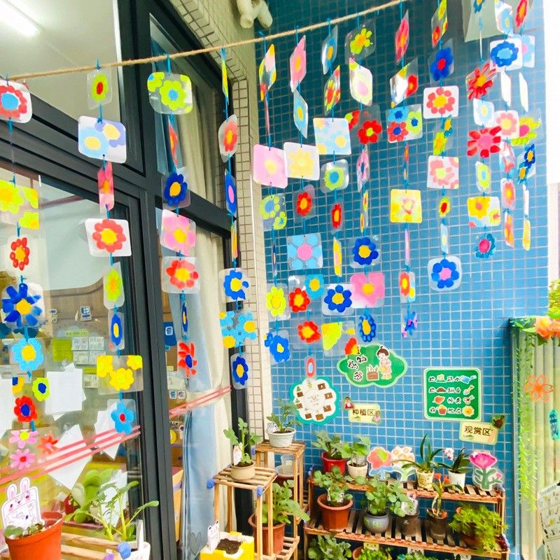 手工彩色玻璃纸透光透明幼儿园画画塑料片涂鸦绘画膜方形吊饰布置